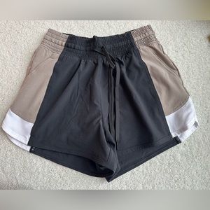 Abercrombie and fitch YPB women’s workout lined short